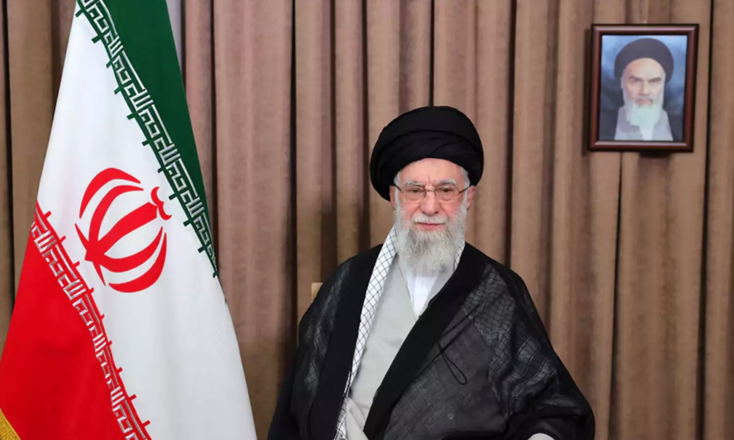 ഇറാൻ നടത്തിയ ആക്രമണം അമേരിക്കയുടെ മുഖത്തേറ്റ അടി; യു.എസ് ഇടപ്പെട്ടില്ലെങ്കിൽ ഇസ്രായേൽ സമ്പൂർണമായി തകർന്നേനെ -ഖാംനഈ