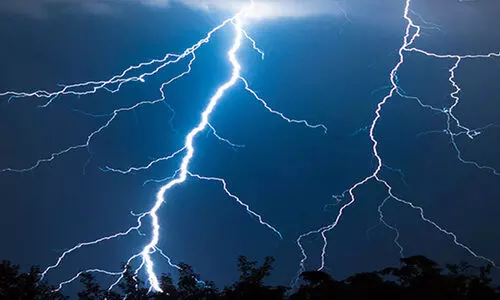 മിന്നലേറ്റ് കള്ളുചെത്ത് തൊഴിലാളി മരിച്ചു