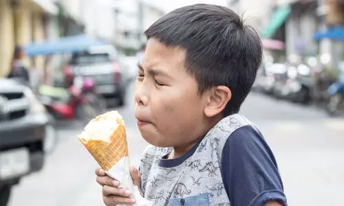 ഐസ്ക്രീം കഴിക്കുമ്പോൾ തലവേദന അനുഭവപ്പെടാറുണ്ടോ?