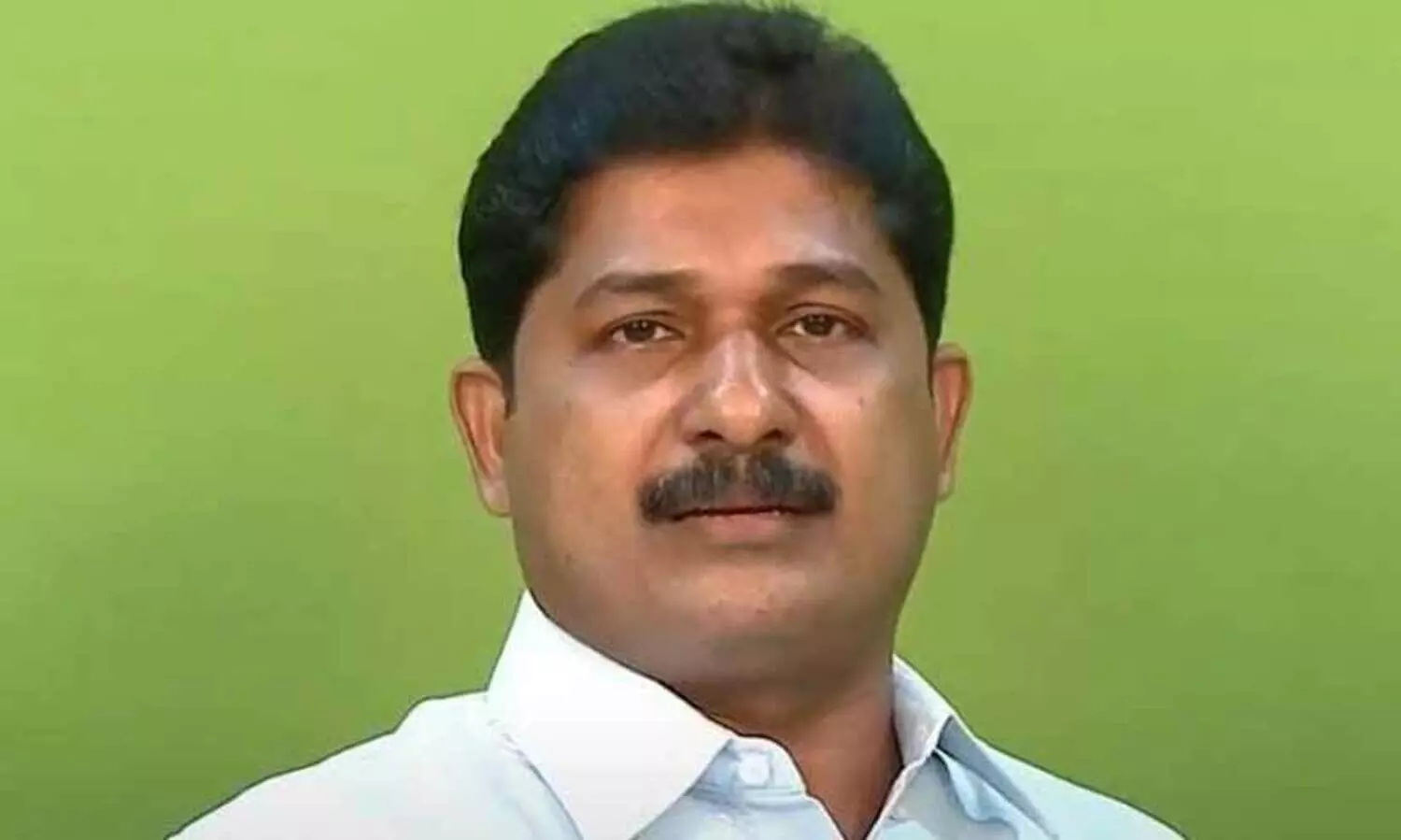 പ്രഖ്യാപിച്ച 16 പുരസ്കാരങ്ങളിൽ 11 എണ്ണവും എഴുത്തുകാർ നേരിട്ട് അയച്ചതല്ല; എം. സ്വരാജ് പുരസ്കാര വിവാദത്തിൽ കേരള സാഹിത്യ അക്കാദമി