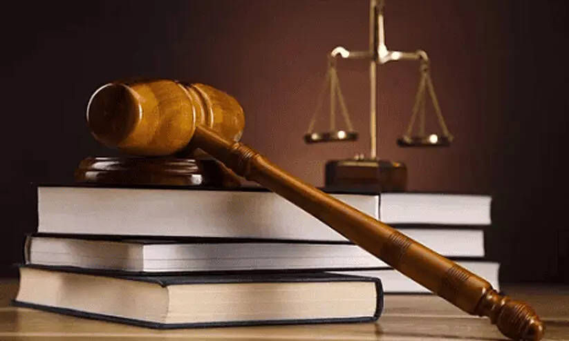 യുവതിയിൽനിന്ന് വായ്പ വാങ്ങിയ പണം തിരികെ നൽകാൻ വിധി യുവതിയിൽനിന്ന് വായ്പ വാങ്ങിയ പണം തിരികെ നൽകാൻ വിധി