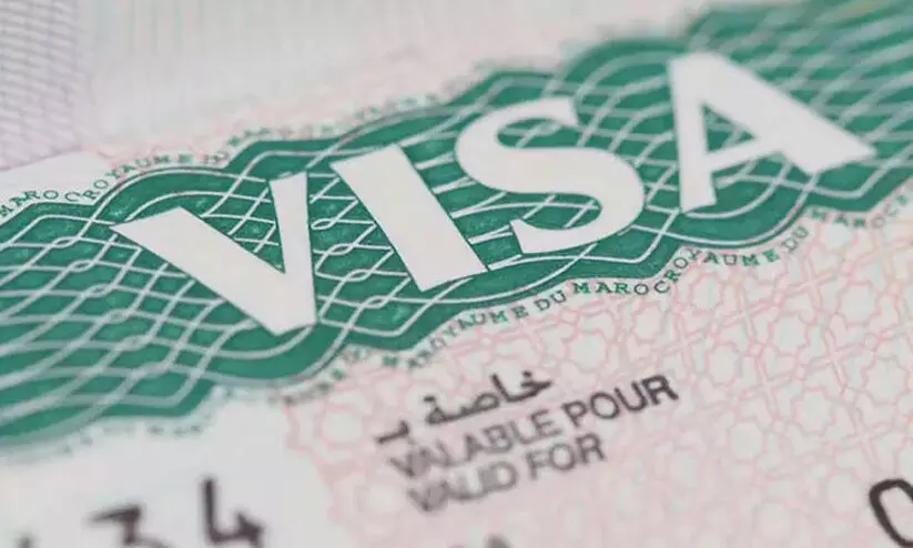 കാലാവധി തീർന്ന വിസിറ്റ് വിസക്കാർക്ക് രാജ്യം വിടാൻ അവസരം; 30 ദിവസത്തെ സാവകാശം കാലാവധി തീർന്ന വിസിറ്റ് വിസക്കാർക്ക് രാജ്യം വിടാൻ അവസരം; 30 ദിവസത്തെ സാവകാശം