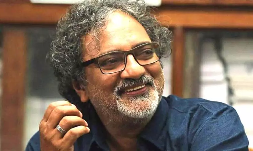 സാംസ്കാരിക പ്രവർത്തകർ കൂലി എഴുത്തുകാരായി; പാര്‍ട്ടി പറയുന്നത് കേട്ട് ജീവിക്കുന്ന ഒരു മനുഷ്യൻ മാത്രമാണ് സ്വരാജെന്നും ജോയ് മാത്യു