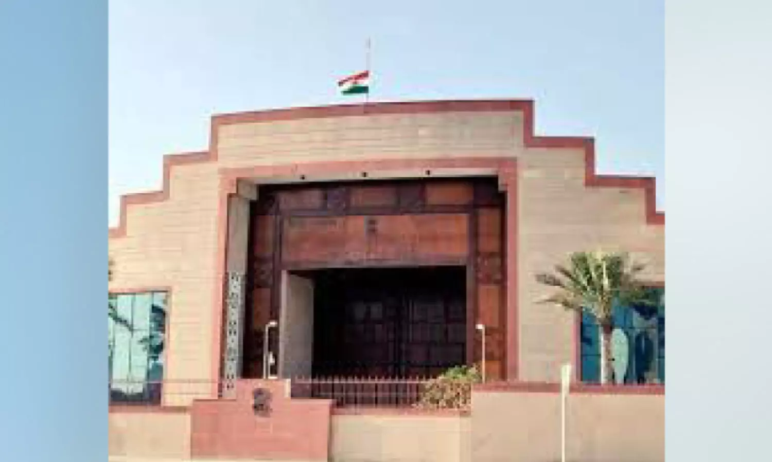 ഇന്ത്യൻ പാസ്​പോർട്ട്, വിസ    സേ​വ​ന​ങ്ങ​ൾ ഇ​നി എം​ബ​സി​യി​ൽ