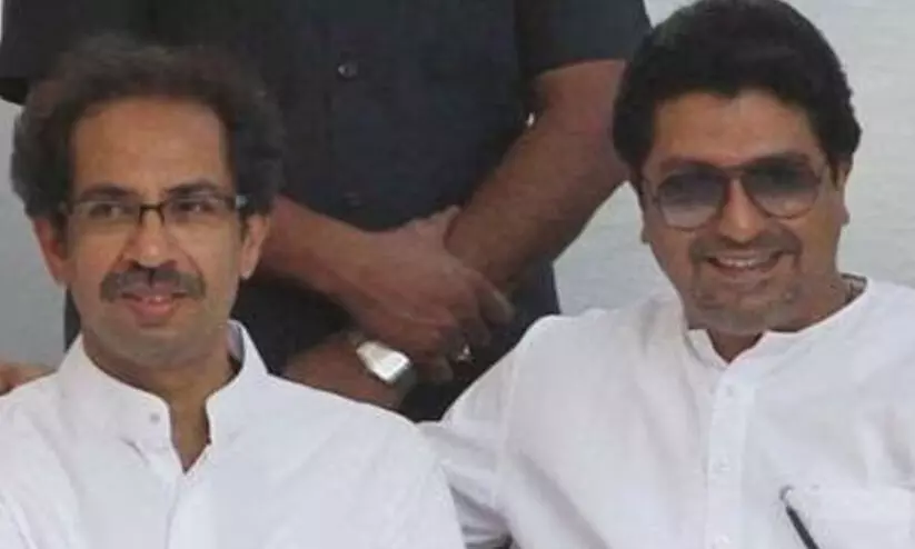 ഹി​ന്ദി നി​ർ​ബ​ന്ധം; മ​ഹാ​രാ​ഷ്ട്ര സ​ർ​ക്കാ​റി​നെ​തി​രെ രാ​ജ്​-​ഉ​ദ്ധ​വ്​ സം​യു​ക്ത മാ​ർ​ച്ച്​