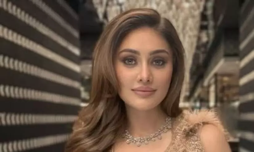 നടി ഷെഫാലി ജാരിവാല ഹൃദയാഘാതത്തെ തുടർന്ന് അന്തരിച്ചു