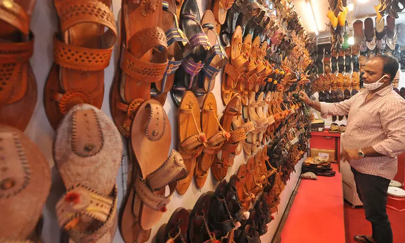 അത് ഇന്ത്യൻ മോഡലിനെ കോപ്പിയടിച്ചത് തന്നെ; ഒടുവിൽ സമ്മതിച്ച് ഇറ്റാലിയൻ ആഡംബര ബ്രാൻഡ് പ്രാഡ