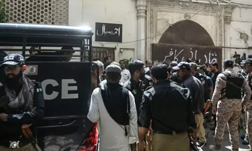 പാകിസ്താനിൽ ചാവേറാക്രമണം; 13 ഓളം സൈനികർ കൊല്ലപ്പെട്ടു, 20 ഓളം പേർക്ക് പരിക്ക് പാകിസ്താനിൽ ചാവേറാക്രമണം; 13 ഓളം സൈനികർ കൊല്ലപ്പെട്ടു, 20 ഓളം പേർക്ക് പരിക്ക്