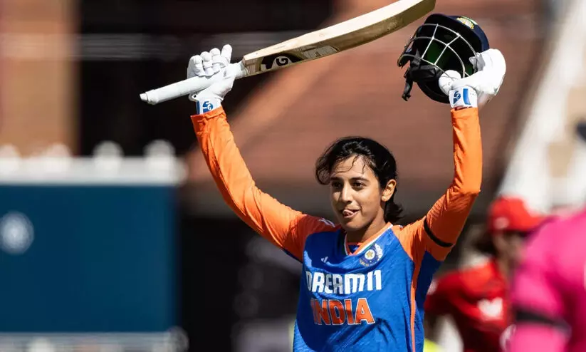 ചരിത്രം കുറിച്ച് സ്മൃതി മന്ദാന; മൂന്ന് ഫോർമാറ്റിലും സെഞ്ച്വറി നേടുന്ന ആദ്യ ഇന്ത്യൻ വനിത താരം