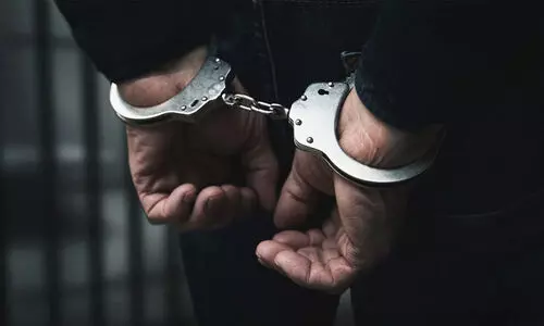 എ​തി​ർ​ദി​ശ​യി​ൽ വാ​ഹ​ന​മോ​ടി​ച്ച പ്ര​തി​ക്ക് ര​ണ്ടു​വ​ർ​ഷ​ത്തെ ത​ട​വു​ശി​ക്ഷ