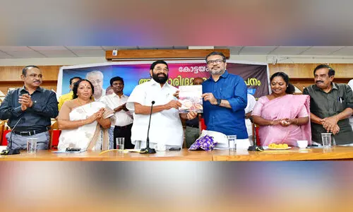 അതി ദരിദ്രരില്ലാത്ത ആദ്യ ജില്ലയായി കോട്ടയം; അതി ദാരിദ്ര്യ നിർമാർജനത്തിൽ വഴികാട്ടിയെന്ന് മന്ത്രി എം.ബി. രാജേഷ്