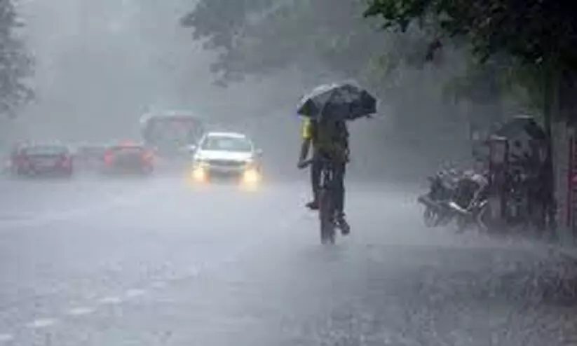 മലയോര മേഖലയിൽ മഴ കനക്കും; ഇന്ന് അഞ്ച് ജില്ലകളിൽ മഴ മുന്നറിയിപ്പ് മലയോര മേഖലയിൽ മഴ കനക്കും; ഇന്ന് അഞ്ച് ജില്ലകളിൽ മഴ മുന്നറിയിപ്പ്