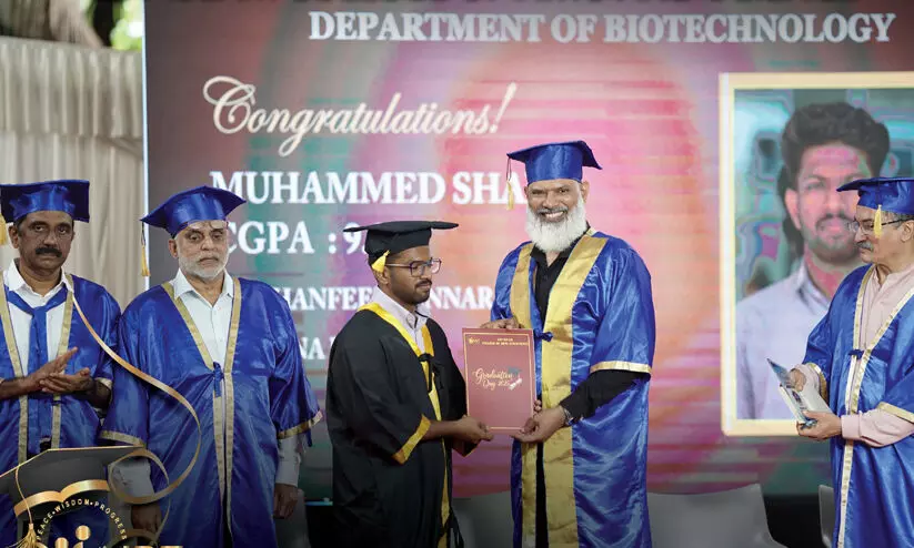 ജെ.ഡി.ടി ഇസ്ലാം കോളജിൽ ബിരുദദാന ചടങ്ങ് സംഘടിപ്പിച്ചു