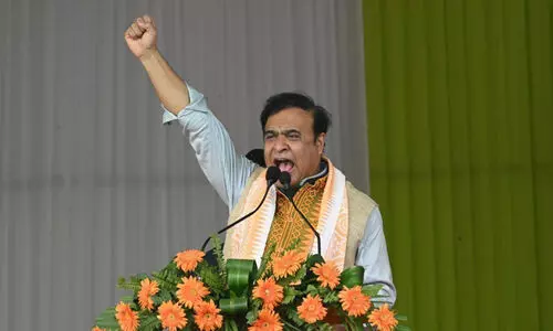 ഭരണഘടനയിൽ നിന്നും സോഷ്യലിസവും മതേതരത്വവും നീക്കം ചെയ്യാനുള്ള സുവർണാവസരം ഇതാണ് - ഹിമന്ത ബിശ്വ ശർമ്മ