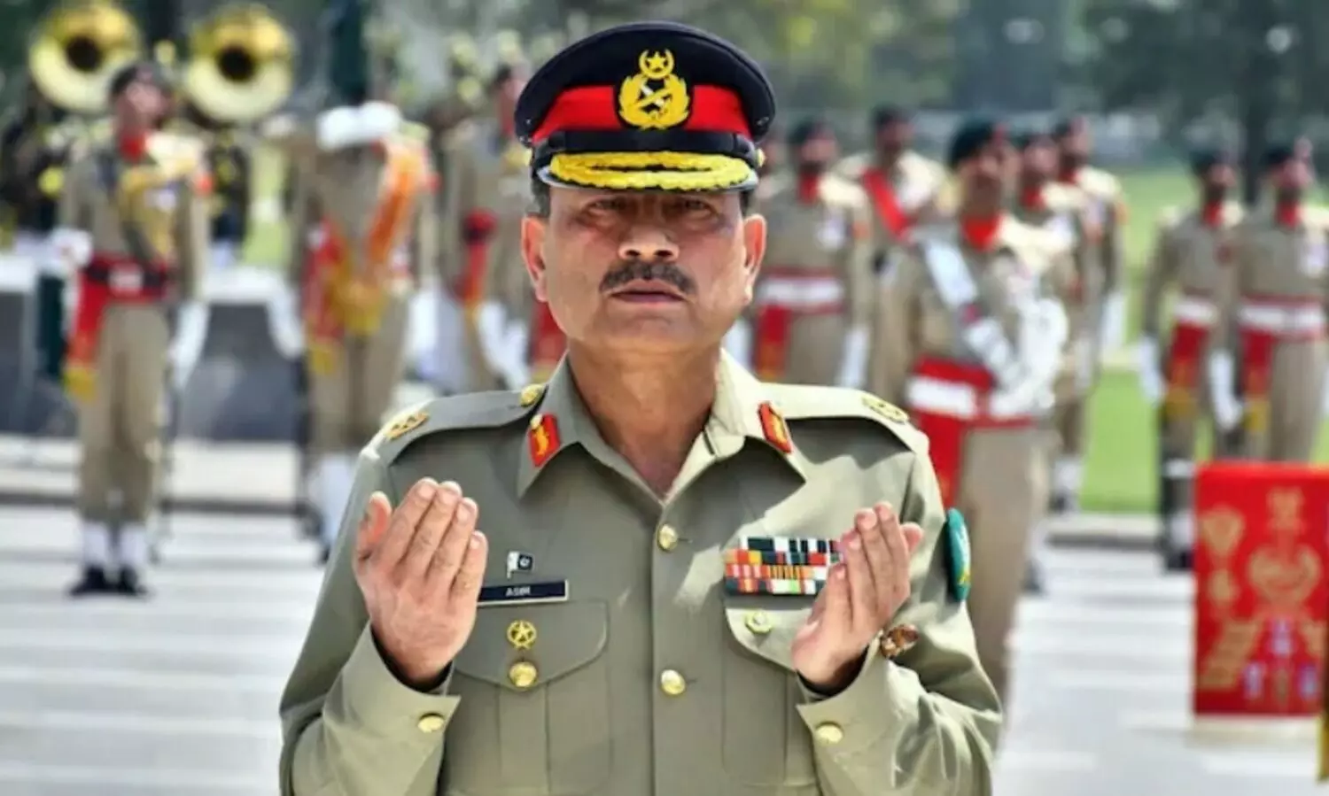 ‘ജമ്മു-കശ്മീരിലെ ഭീകരത തെറ്റല്ല, നി​യ​മ​വി​ധേ​യ​മാ​യ പോ​രാ​ട്ടം’; വി​ചി​ത്ര വാ​ദ​വു​മാ​യി ആ​സിം മു​നീ​ർ