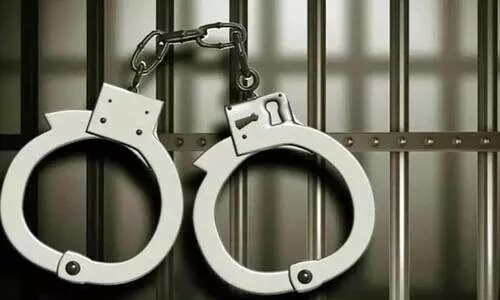 ‘ബാ​ധ​ക​ൾ’ അ​ക​റ്റാ​ൻ വ​ള​ർ​ത്തു​നാ​യെ ബ​ലി​ന​ൽ​കി; യു​വ​തി​ക്കെ​തി​രെ കേ​സ്