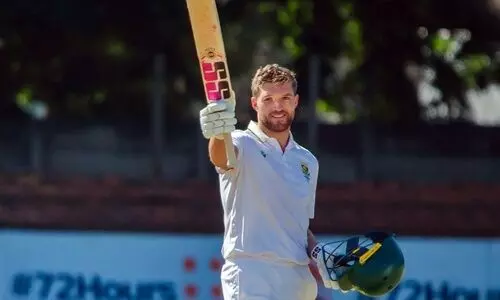 വി​യാ​ൻ മ​ൾ​ഡ​ർക്ക് സെഞ്ച്വറി; ഒന്നാം ടെസ്റ്റിൽ സിം​ബാ​ബ്‌​വെ​ക്ക് ല​ക്ഷ്യം 537