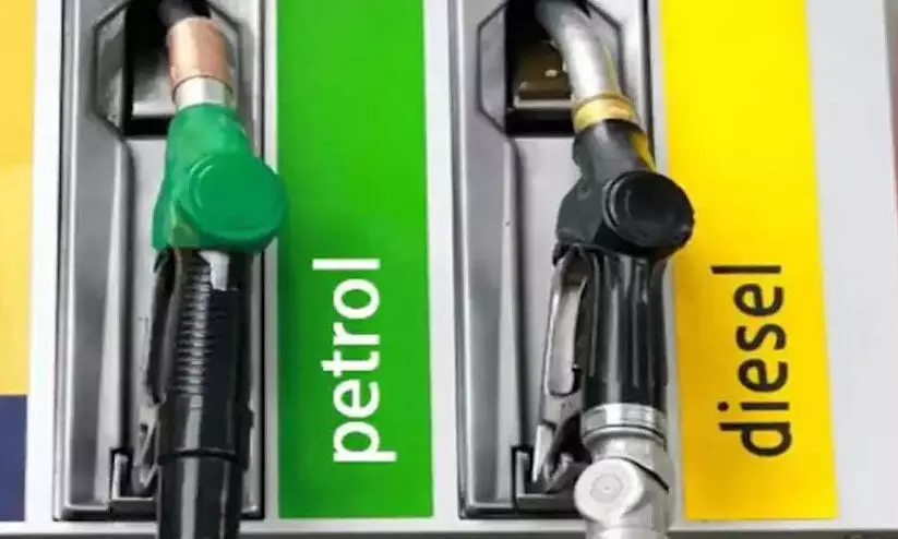 രാ​ജ്യ​ത്ത്​ ഇ​ന്ധ​ന വി​ല​യി​ൽ നേ​രി​യ വ​ർ​ധ​ന