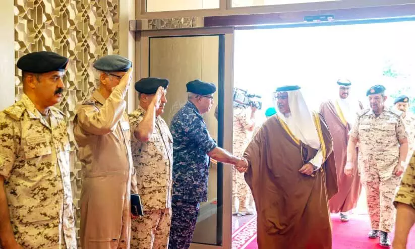 ബ​ഹ്‌​റൈ​ൻ പ്ര​തി​രോ​ധ സേ​ന​ക്ക് പ്ര​ശം​സ​യു​മാ​യി കി​രീ​ടാ​വ​കാ​ശി