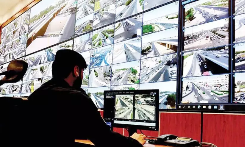 ഒ​രാ​ഴ്ച 19,407 ഗ​താ​ഗ​ത നി​യ​മ​ലം​ഘ​ന​ങ്ങ​ൾ