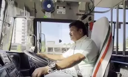 പുതിയ സൂപ്പർഫാസ്റ്റ് വരുമെന്ന് പറഞ്ഞു, വന്നു; വീണ്ടും ബസോടിച്ച് ഗണേഷ് കുമാർ -VIDEO