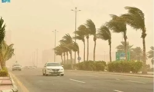 സൗ​ദി​യി​ൽ ചൂ​ട് ക​ന​ക്കു​ന്നു