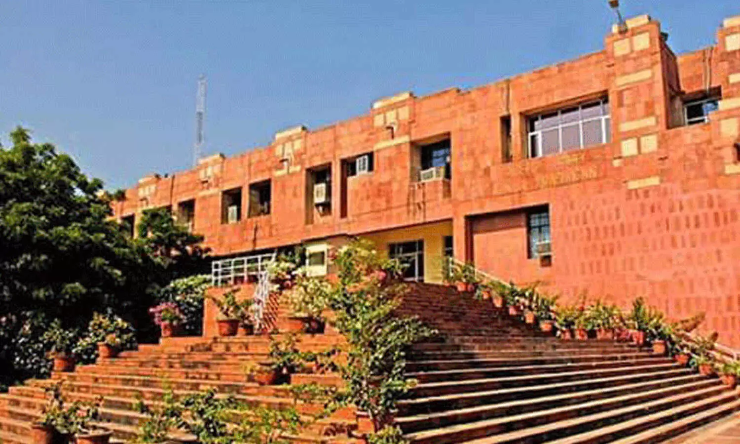 ജെ.എൻ.യുവിൽ പി.എച്ച്.ഡി അപേക്ഷകർക്ക് തിരിച്ചടി:   പ്രവേശന ഷെഡ്യൂൾ നെറ്റ് ടൈംടേബിളുമായി സംയോജിപ്പിച്ചില്ല