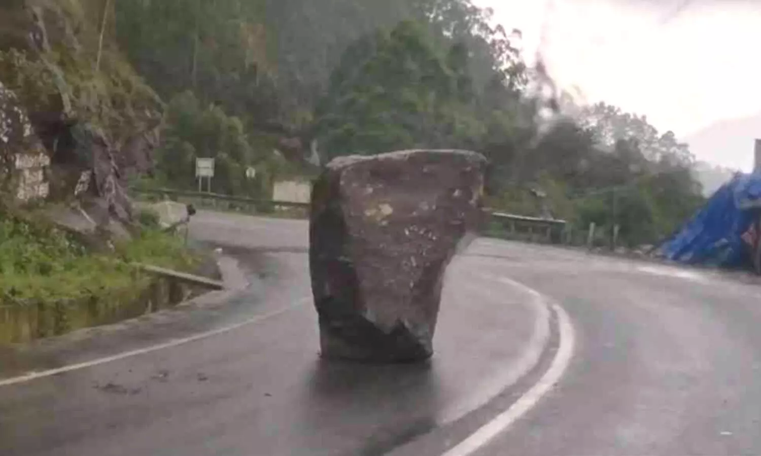 munnar gap road 978897