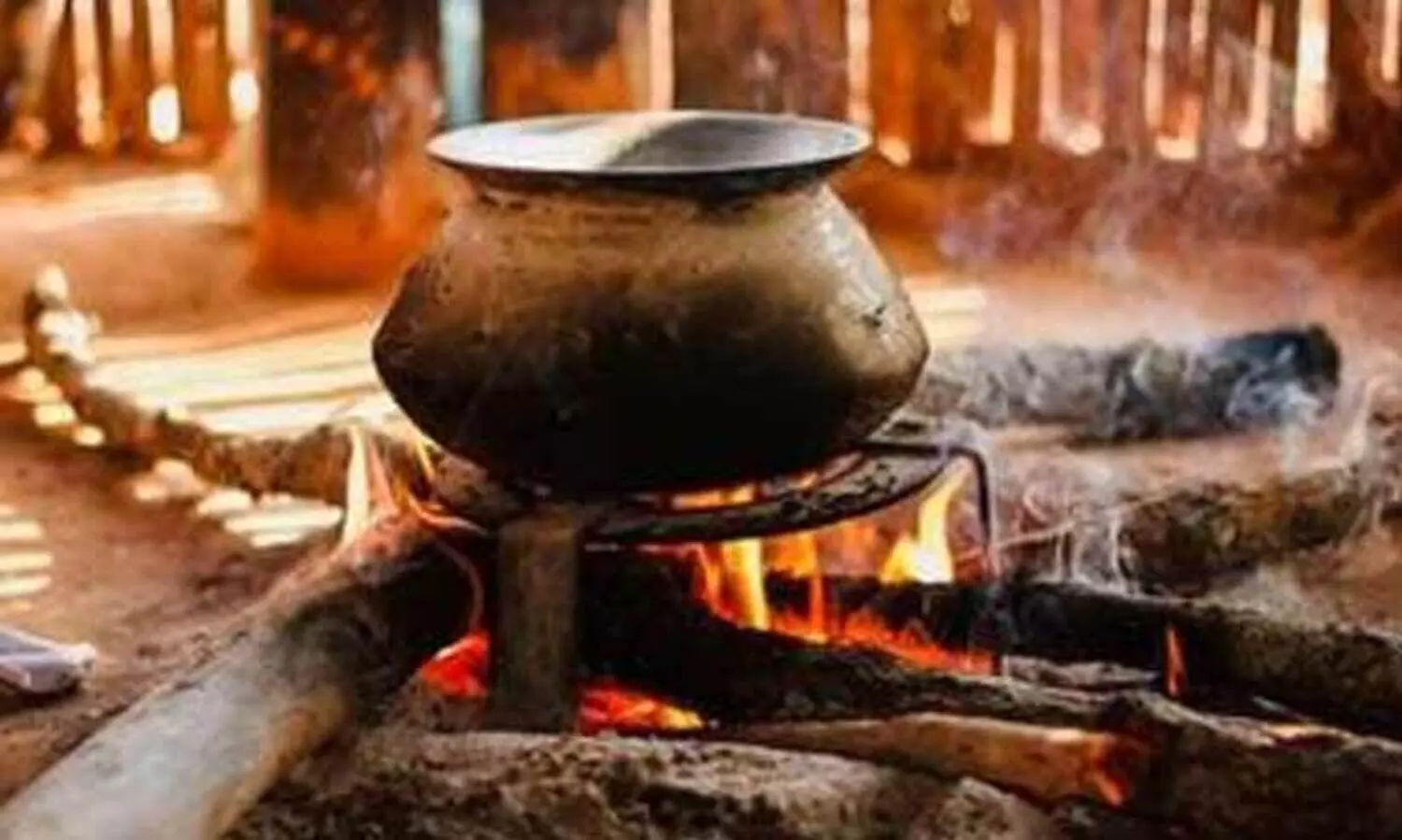 വിറകടുപ്പിൽ നിന്നുള്ള പുക ശ്വസിക്കുന്നത് സ്ത്രീകളിൽ മറവിരോഗത്തിന് കാരണമാകുന്നു -പഠനം