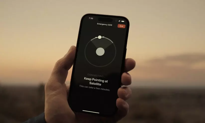 പരിക്കുകൾ കാരണം പർവതം ഇറങ്ങാൻ സാധിച്ചില്ല, 10,000 അടി ഉയരത്തിൽ കുടുങ്ങി; രക്ഷക്കെത്തിയത് ആപ്പിളിന്‍റെ സാറ്റലൈറ്റ് കമ്മ്യൂണിക്കേഷന്‍