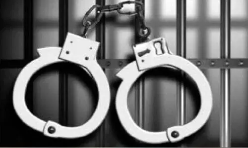 വാ​ട്​​സ്ആ​പ്പി​ലൂ​ടെ മ​യ​ക്കു​മ​രു​ന്ന്​ വി​ൽ​പ​ന; ഷാ​ർ​ജ​യി​ൽ പി​ടി​യി​ലാ​യ​ത്​ 680 ​പേ​ർ