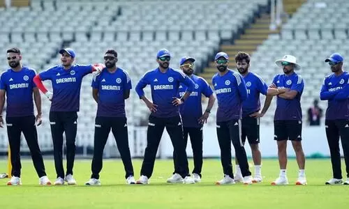 ഹോട്ടലിനു സമീപം സംശയാസ്പദമായ പൊതി; ഇന്ത്യൻ ക്രിക്കറ്റ് താരങ്ങളോട് പുറത്തിറങ്ങരുതെന്ന് പൊലീസ് നിർദേശം