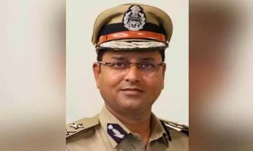 ചി​ന്ന​സ്വാ​മി സ്റ്റേ​ഡി​യം ദു​ര​ന്തം; ഐ.​ജി​യു​ടെ സ​സ്‌​പെ​ൻ​ഷ​ൻ ട്രൈ​ബ്യൂ​ണ​ൽ റ​ദ്ദാ​ക്കിയത്  സ​ർ​ക്കാ​റി​ന് തി​രി​ച്ച​ടി