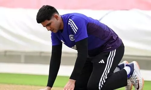 ബുംറ കളിക്കില്ല, ടോസ് നേടിയ ഇംഗ്ലണ്ട് ഇന്ത്യയെ ബാറ്റിങ്ങിന് വിട്ടു; ടീമിൽ മൂന്നു മാറ്റങ്ങൾ