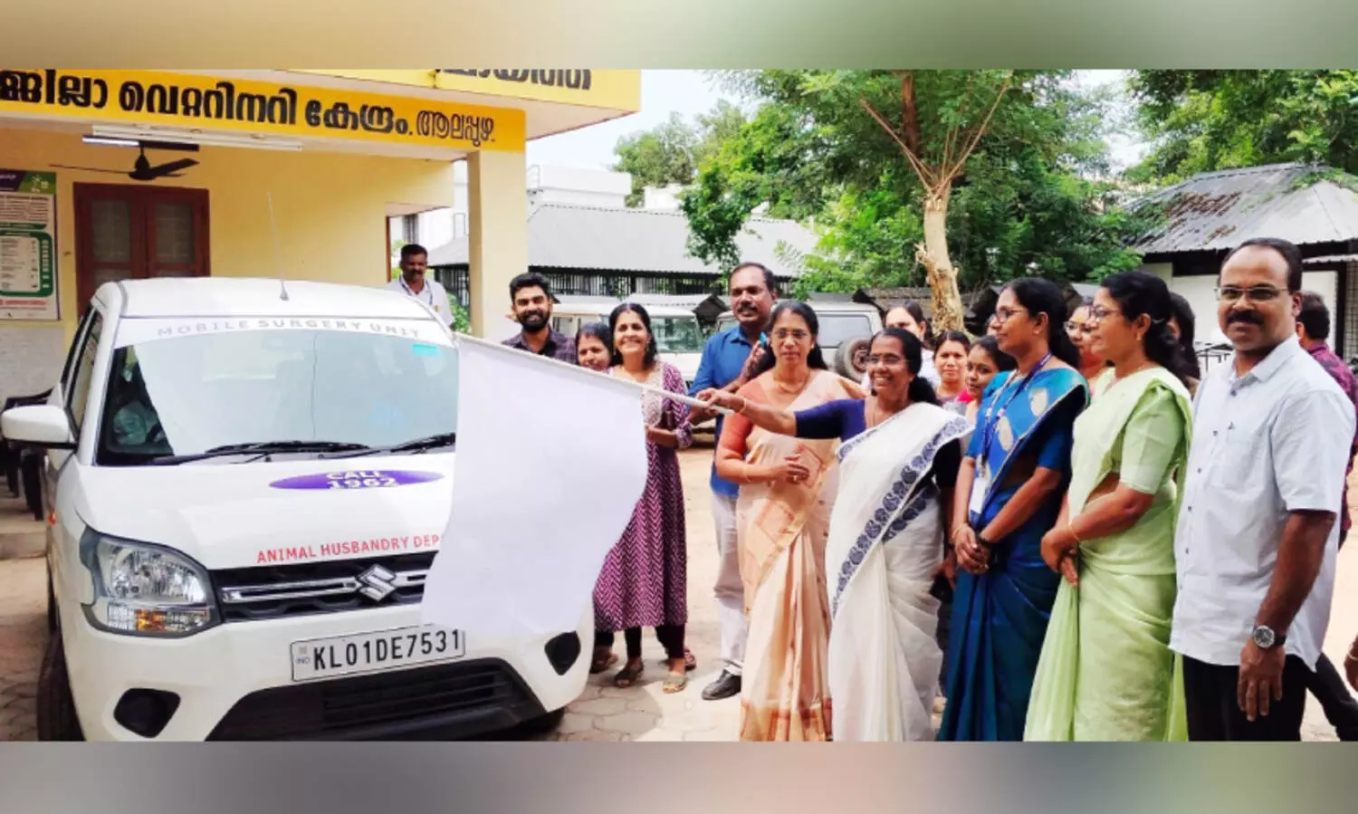 മൃഗങ്ങളുടെ സര്‍ജറിയിൽ ഇനി ടെന്‍ഷന്‍ വേണ്ട; മൊബൈല്‍ വെറ്ററിനറി യൂനിറ്റ്​ സജ്ജം