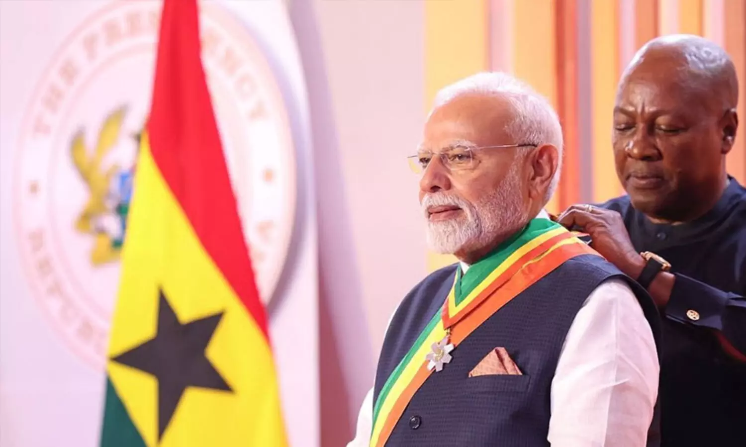 നരേന്ദ്ര മോദിക്ക് പരമോന്നത പുരസ്കാരം നൽകി ആദരിച്ച് ഘാന