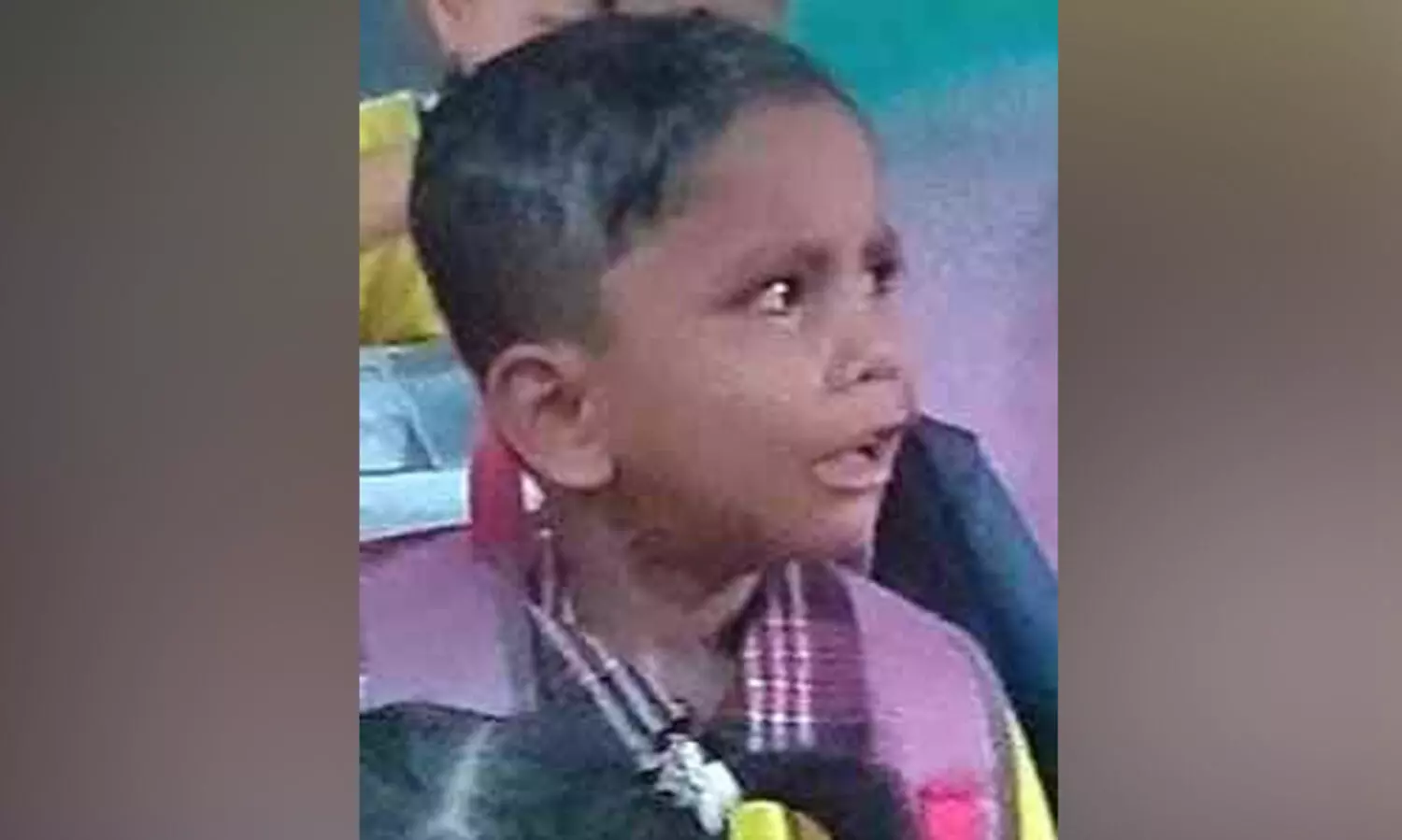 ഭക്ഷണം കഴിച്ചതിനു പിന്നാലെ നാലുവയസ്സുകാരൻ മരിച്ചു; വായിൽനിന്ന് നുരയും പതയും​ വന്നതായി രക്ഷിതാക്കൾ