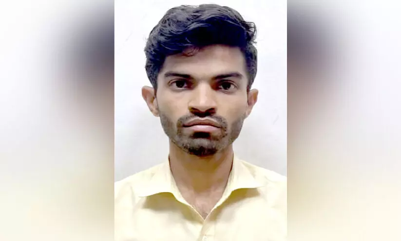 വ​നി​താ ശു​ചി​മു​റി​യി​ൽ ഒ​ളി​കാ​മ​റ വെ​ച്ചു; ഇ​ൻ​ഫോ​സി​സ് ജീ​വ​ന​ക്കാ​ര​ൻ അ​റ​സ്റ്റി​ൽ