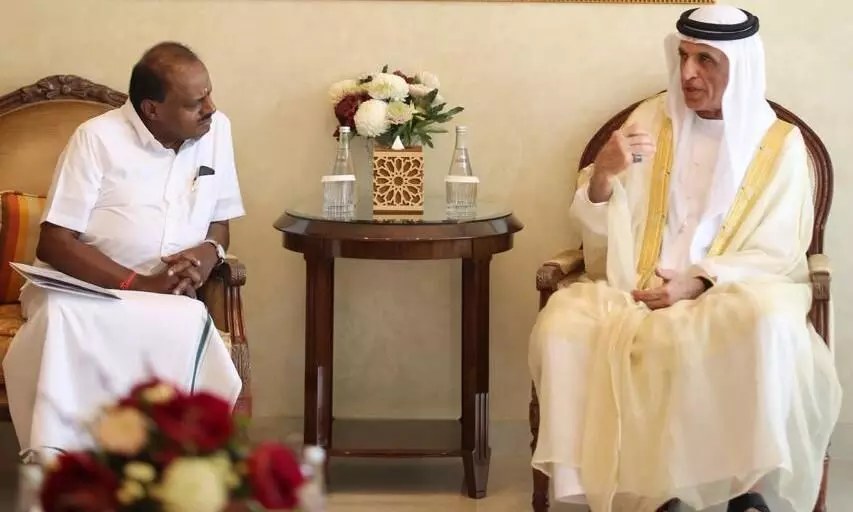 കേന്ദ്രമന്ത്രി കുമാരസ്വാമി യു.എ.ഇയിൽ; ശൈഖ് സഊദുമായി കൂടിക്കാഴ്ച നടത്തി കേന്ദ്രമന്ത്രി കുമാരസ്വാമി യു.എ.ഇയിൽ; ശൈഖ് സഊദുമായി കൂടിക്കാഴ്ച നടത്തി