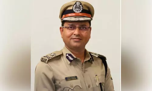 ഐ.​ജി വി​കാ​സ് കു​മാ​റി​ന്റെ സ​സ്പെ​ൻ​ഷ​ൻ പി​ൻ​വ​ലിക്കൽ; സി.​എ.​ടി ഉ​ത്ത​ര​വി​നെ​തി​രെ സ​ർ​ക്കാ​ർ ഹൈ​കോ​ട​തി​യി​ൽ