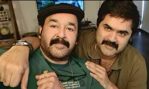 കൊൽക്കത്ത ദുർഗ പൂജക്കിടെ ഷൂട്ട്; അഞ്ച് ഗാനങ്ങളും മൂന്ന് ഫൈറ്റ് സീക്വൻസുകളും -മോഹൻലാൽ ചിത്രത്തെക്കുറിച്ച് അനൂപ് മേനോൻ