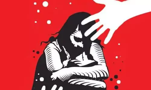 പെൺകുട്ടിക്ക് പീഡനം; മാതാവിനൊപ്പം താമസിച്ചിരുന്നയാൾ പിടിയിൽ