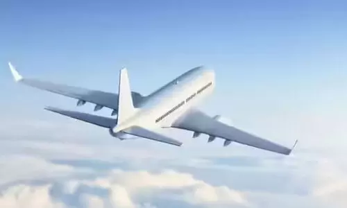 ആ​രോ ഒ​പ്പി​ച്ച വി​കൃ​തി​യി​ൽ കു​ടു​ങ്ങി ഇ​ന്ത്യ​ൻ കു​ടും​ബം