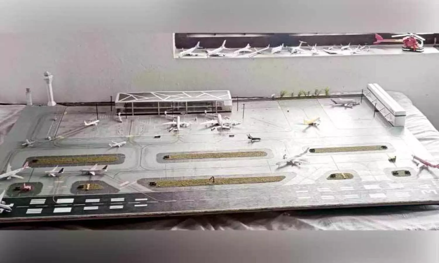 എട്ടാം ക്ലാസുകാരനുണ്ടാക്കി, എ.ആർ നഗറിലൊരു എയർ ഇന്ത്യ