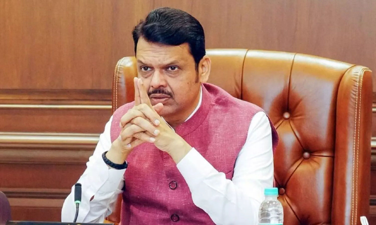 ‘മറാത്തിയുടെ പേരിൽ തെമ്മാടിത്തം കാണിക്കാൻ അനുവദിക്കില്ല’; എം.എൻ.എസ് പ്രവർത്തകർ കടയുടമയെ മർദിച്ചതിൽ വിമർശനവുമായി ഫഡ്നാവിസ്