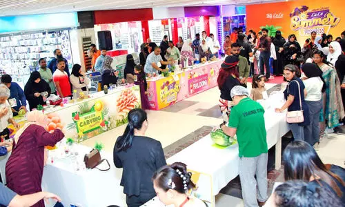 വ​ൻ ഓ​ഫ​റു​ക​ളു​മാ​യി ‘ലു​ലു സ​മ്മ​ർ സ​ർ​പ്രൈ​സ​സി​ന്’ തു​ട​ക്കം