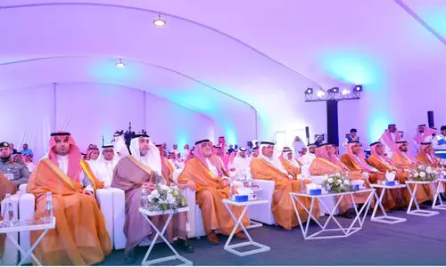 ജി​ദ്ദ തു​റ​മു​ഖം-​അ​ൽ ഖും​റ ലോ​ജി​സ്​​റ്റി​ക്​ സോ​ൺ ബ​ന്ധി​പ്പി​ക്ക​ൽ; പു​തി​യ ലോ​ജി​സ്​​റ്റി​ക്സ് ഇ​ട​നാ​ഴി​ക്ക്​ ത​റ​ക്ക​ല്ലി​ട്ടു