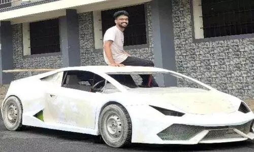 ബിബിന്‍റെ കരവിരുതിൽ ലംബോർഗിനി ഒരുങ്ങുന്നു