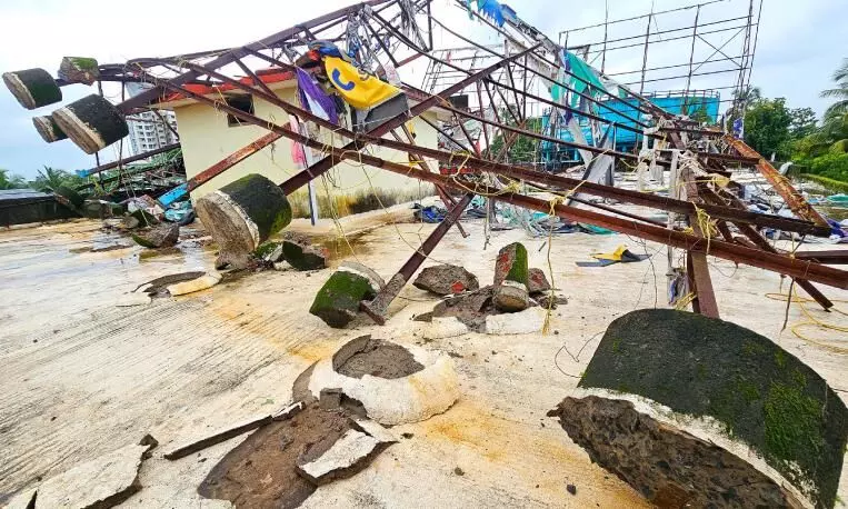 കാറ്റിലും മഴയിലും കണ്ണൂരിൽ വ്യാപക നാശം കാറ്റിലും മഴയിലും കണ്ണൂരിൽ വ്യാപക നാശം