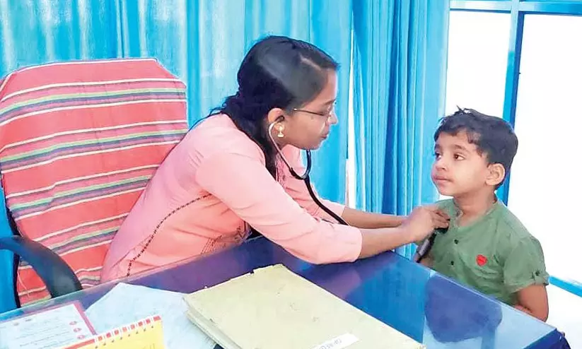 ഡോ. അസ്ന കുടുംബാരോഗ്യ കേന്ദ്രത്തിൽ